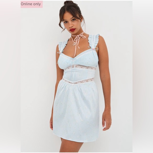 For Love And Lemons Dresses & Skirts - FOR LOVE AND LEMONS
Ellery Slip Dress